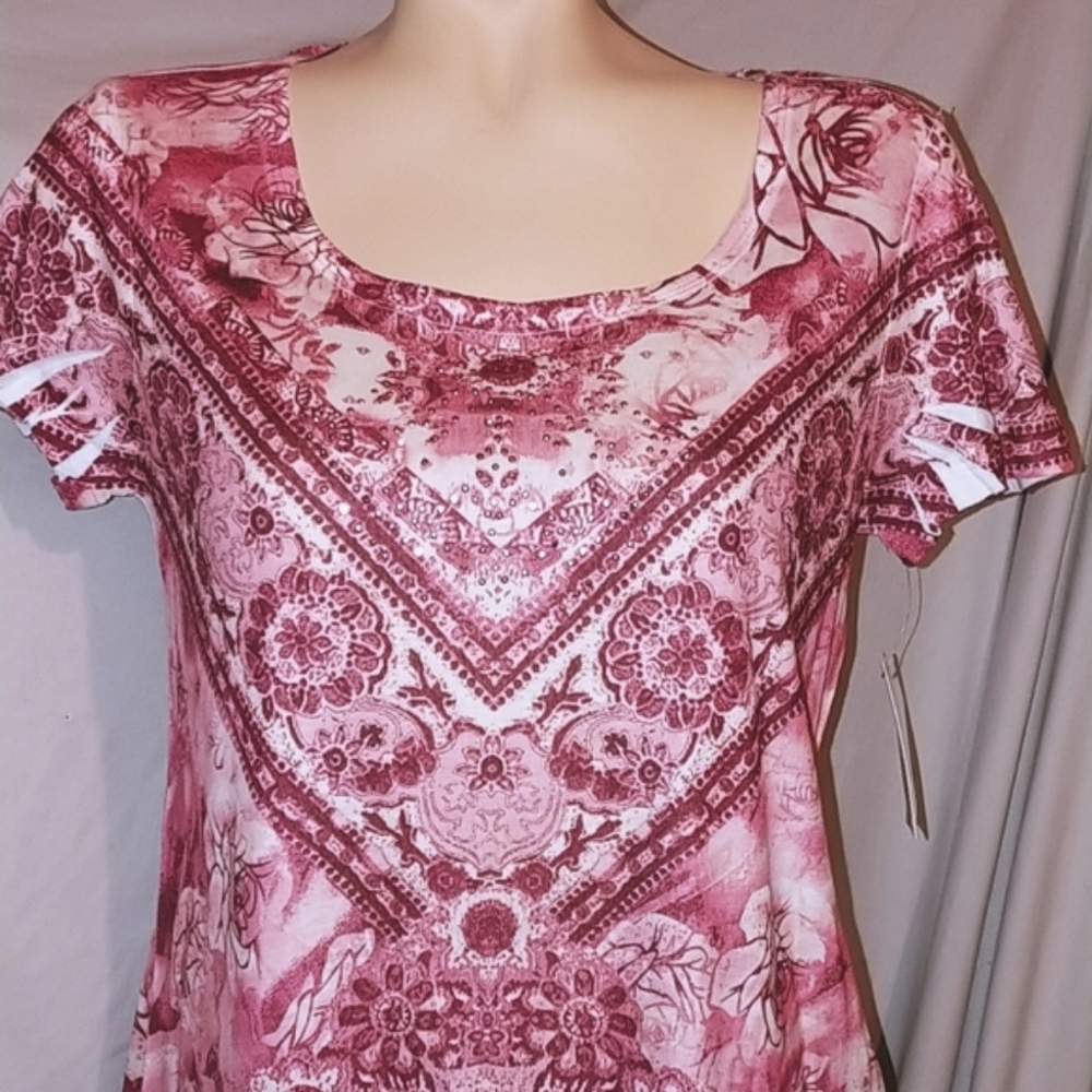 Style and co pink and mauve tee shirt, NEW